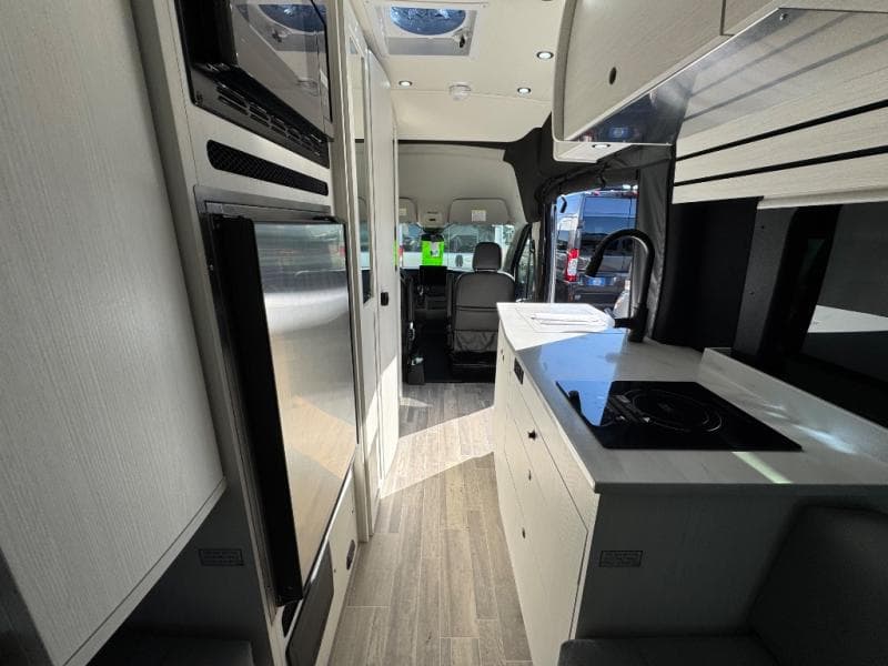 2026 Pleasure-Way 2026 Pleasure-Way Ontour - thumbnail 8