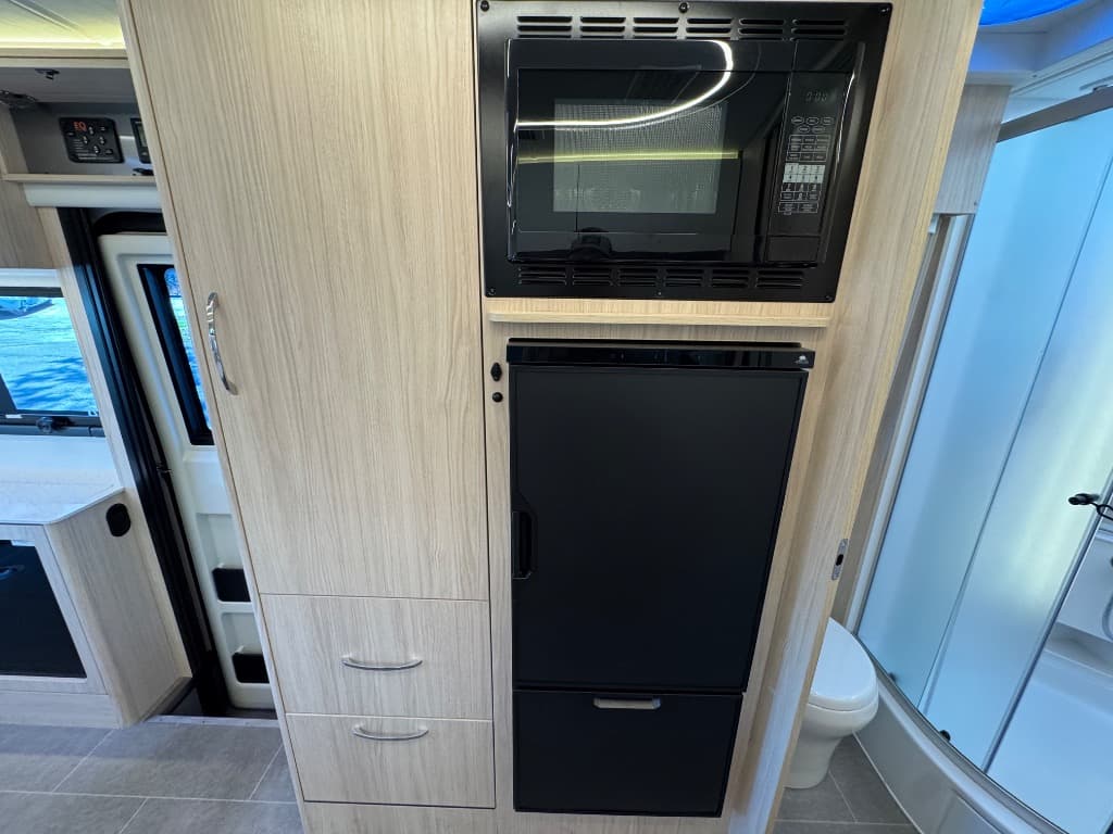 2026 Leisure Travel Vans 2026 Leisure Travel Vans Unity - thumbnail 13