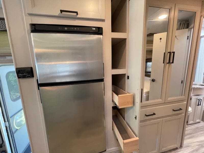 2022 Thor Motor Coach 2022 Thor Motor Coach A.C.E. - thumbnail 27