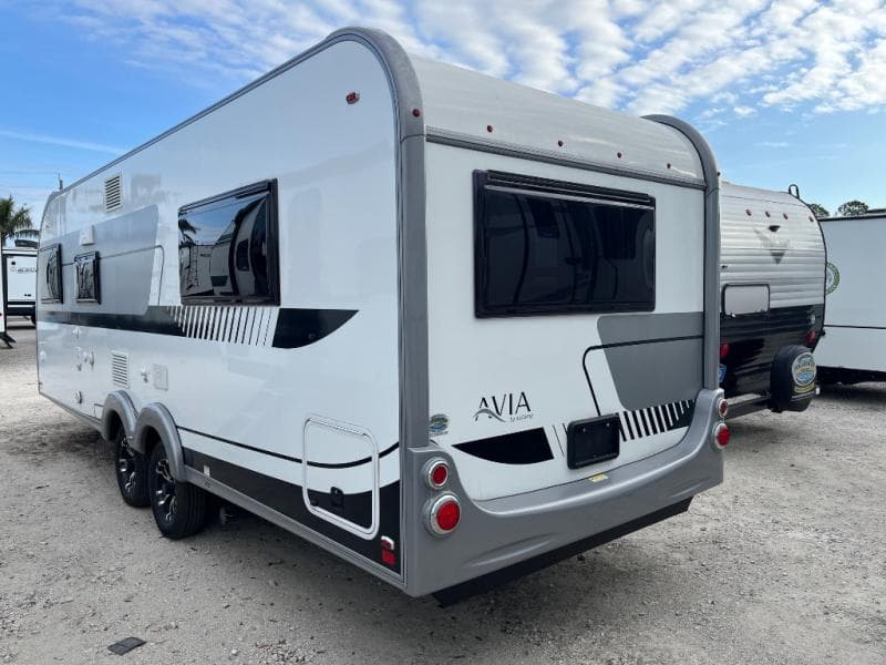 2020 nuCamp 2020 nuCamp AVIA - thumbnail 4