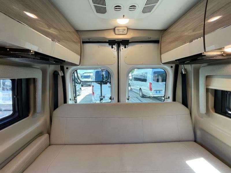 2023 Thor Motor Coach 2023 Thor Motor Coach Sequence - thumbnail 12