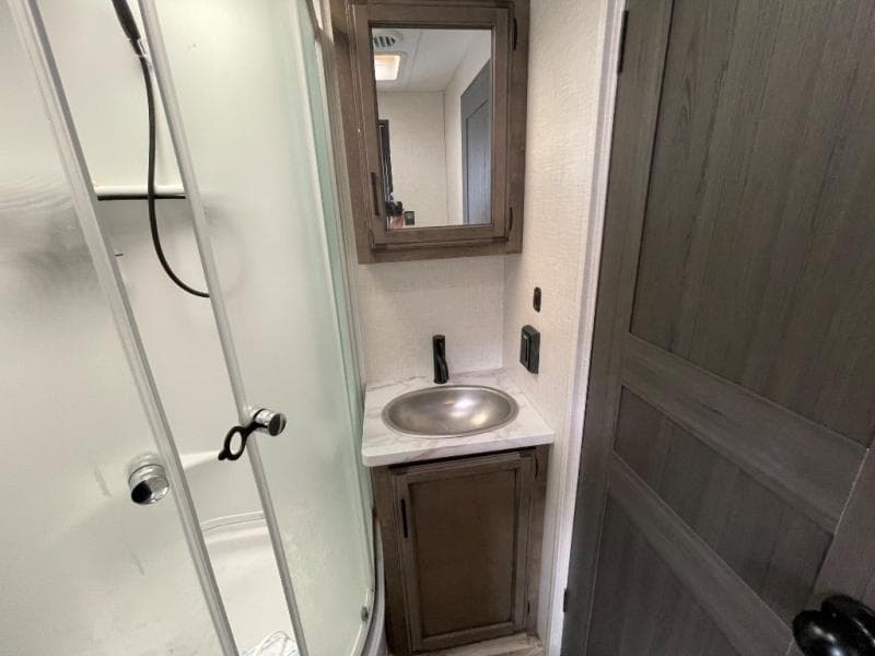 2024 Venture RV 2024 Venture RV SportTrek - thumbnail 42