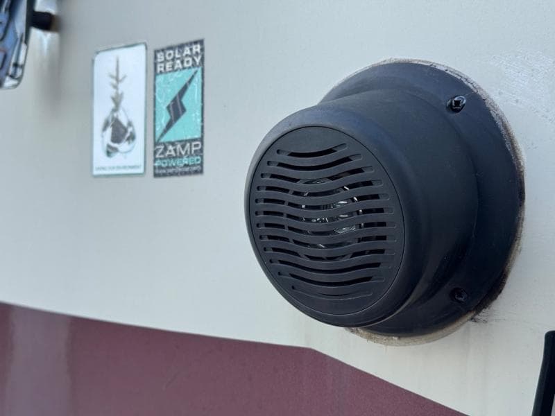 2018 Rockwood 2018 Rockwood Hard Side High Wall - thumbnail 5