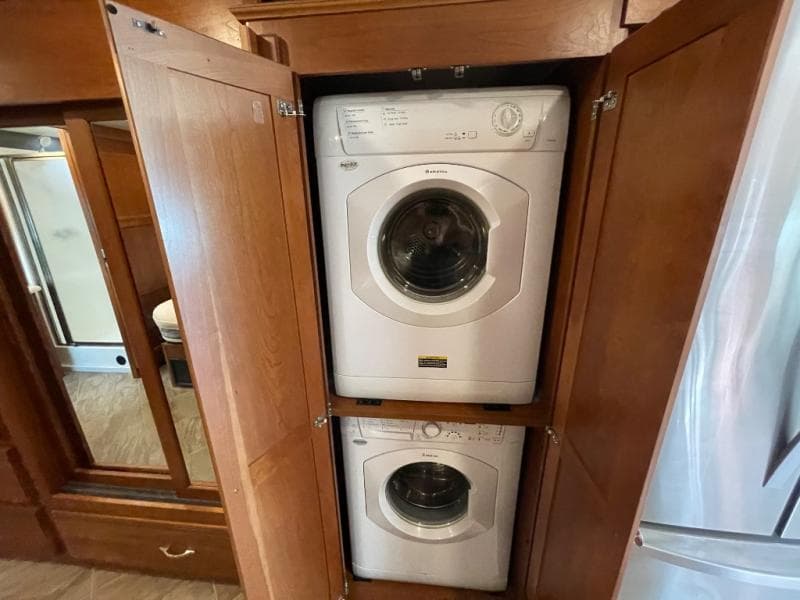 2017 Winnebago 2017 Winnebago Adventurer - thumbnail 36