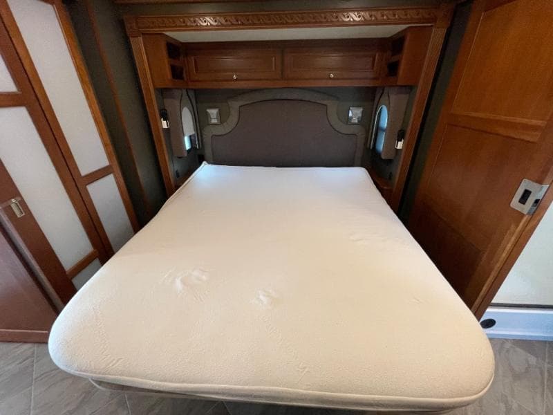 2017 Winnebago 2017 Winnebago Adventurer - thumbnail 41