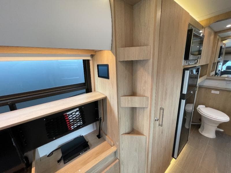 2020 Leisure Travel Vans 2020 Leisure Travel Vans Wonder - thumbnail 32