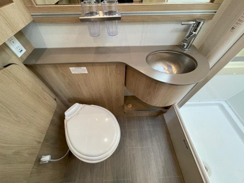 2020 Leisure Travel Vans 2020 Leisure Travel Vans Wonder - thumbnail 44