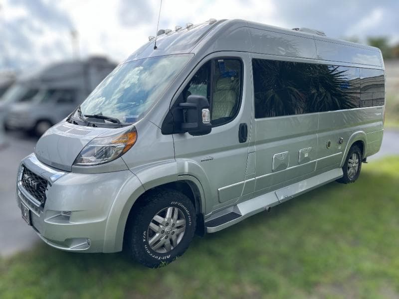 2020 Midwest Automotive Designs 2020 Midwest Automotive Designs Legend - thumbnail 4