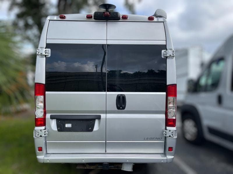 2020 Midwest Automotive Designs 2020 Midwest Automotive Designs Legend - thumbnail 5