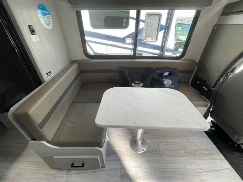 2024 Coachmen 2024 Coachmen Freelander - thumbnail 13