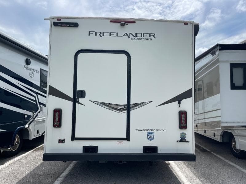 2024 Coachmen 2024 Coachmen Freelander - thumbnail 7