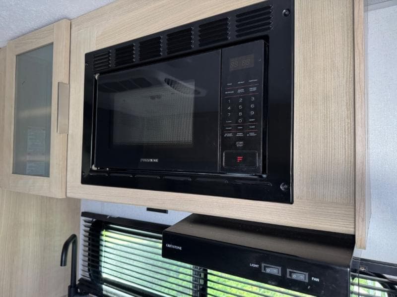 2023 Wildwood FSX 2023 Wildwood FSX WILDWOOD - thumbnail 10