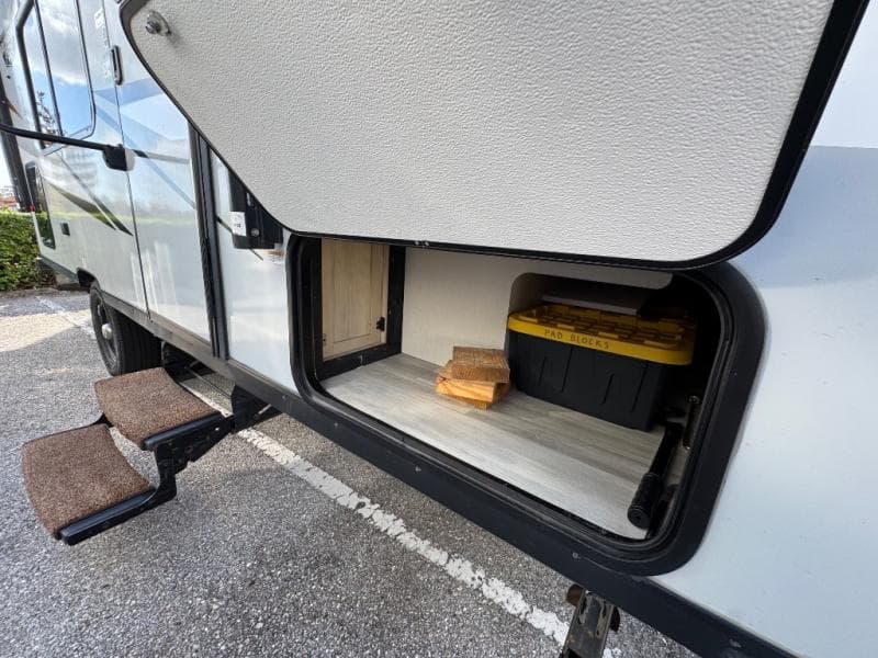 2023 Wildwood FSX 2023 Wildwood FSX WILDWOOD - thumbnail 5