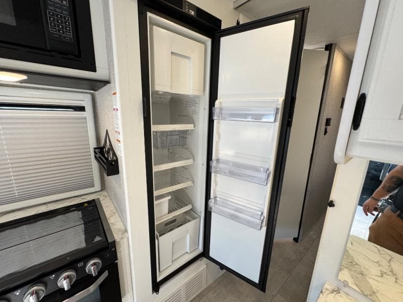 2022 Coachmen 2022 Coachmen Prism - thumbnail 18