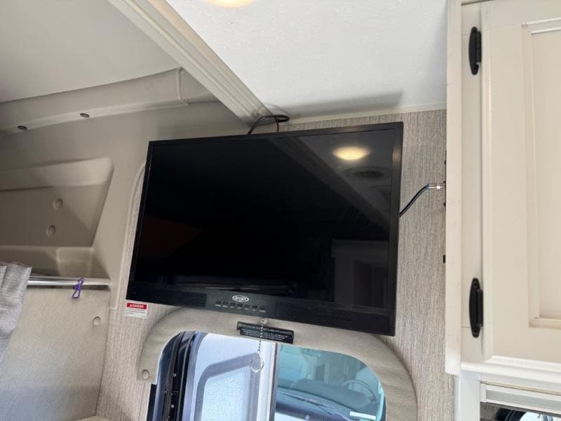 2022 Coachmen 2022 Coachmen Prism - thumbnail 19