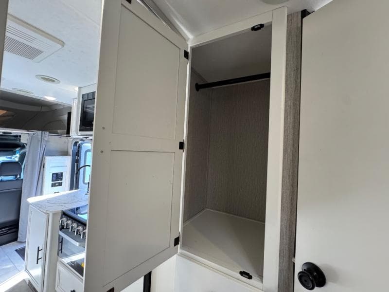 2022 Coachmen 2022 Coachmen Prism - thumbnail 24