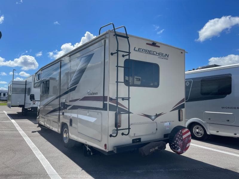 2021 Coachmen 2021 Coachmen Leprechaun - thumbnail 5