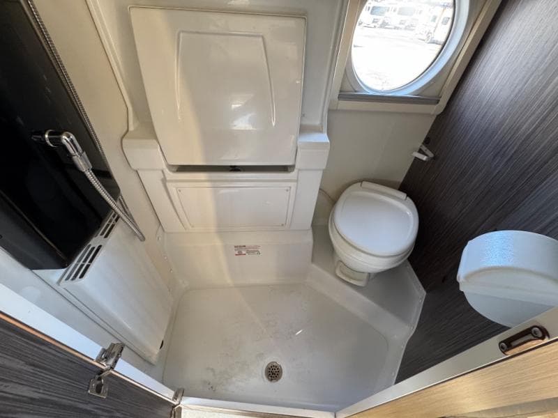 2022 nuCamp 2022 nuCamp TAB - thumbnail 16