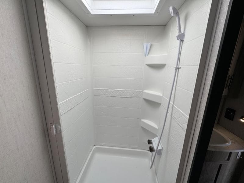 2020 Cherokee Alpha Wolf 2020 Cherokee Alpha Wolf ALPHA WOLF - thumbnail 21