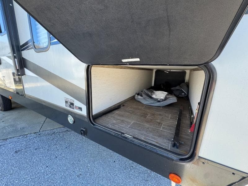 2020 Cherokee Alpha Wolf 2020 Cherokee Alpha Wolf ALPHA WOLF - thumbnail 6