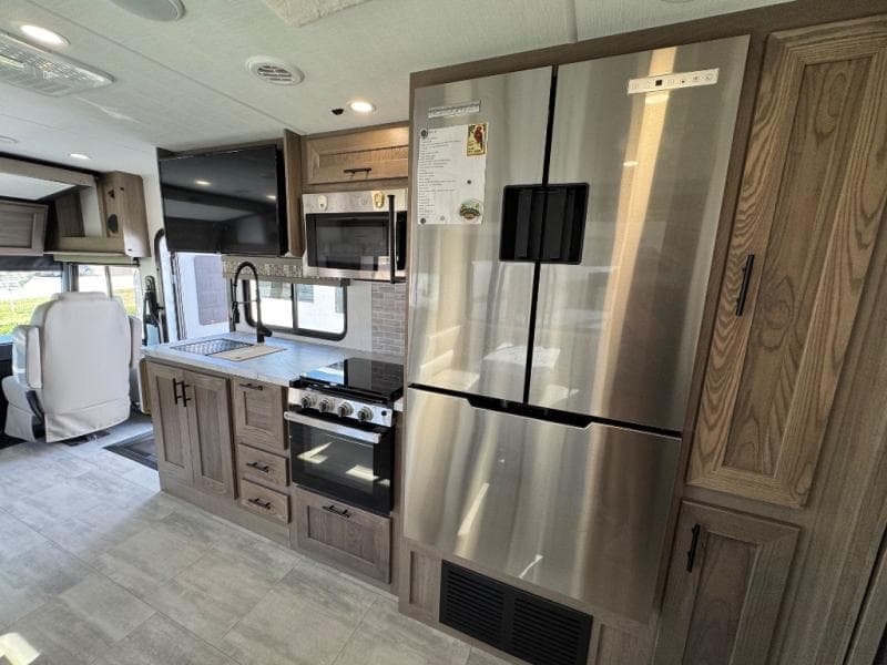 2025 Forest River 2025 Forest River FR3 - thumbnail 9