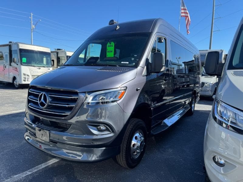 2026 Midwest Automotive Designs 2026 Midwest Automotive Designs Passage - thumbnail 2