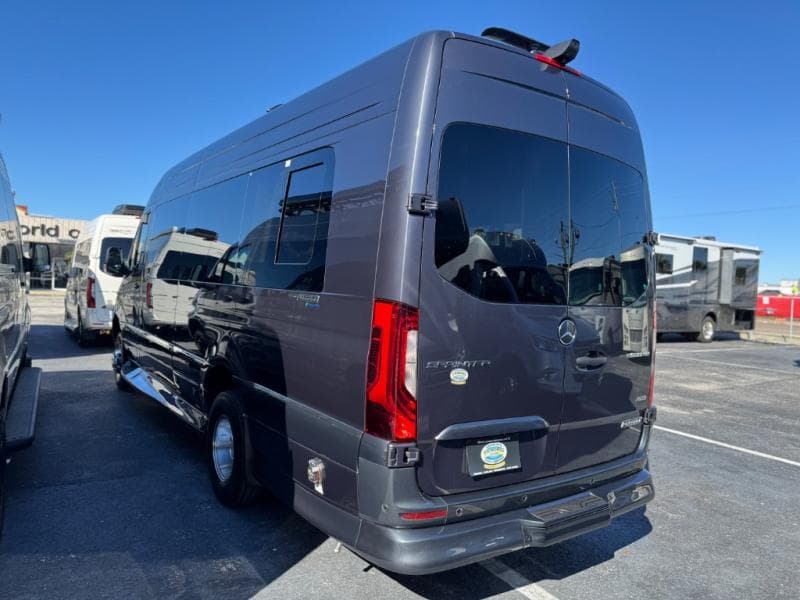 2026 Midwest Automotive Designs 2026 Midwest Automotive Designs Passage - thumbnail 3