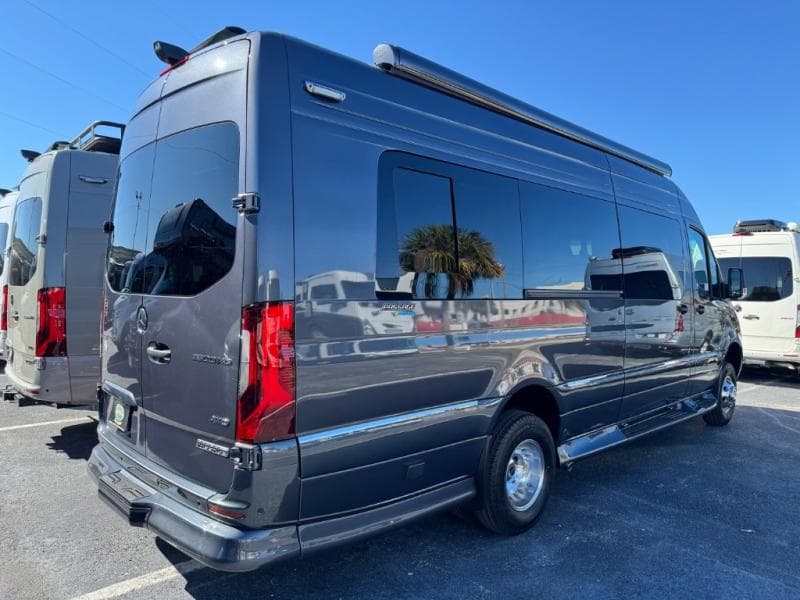 2026 Midwest Automotive Designs 2026 Midwest Automotive Designs Passage - thumbnail 4