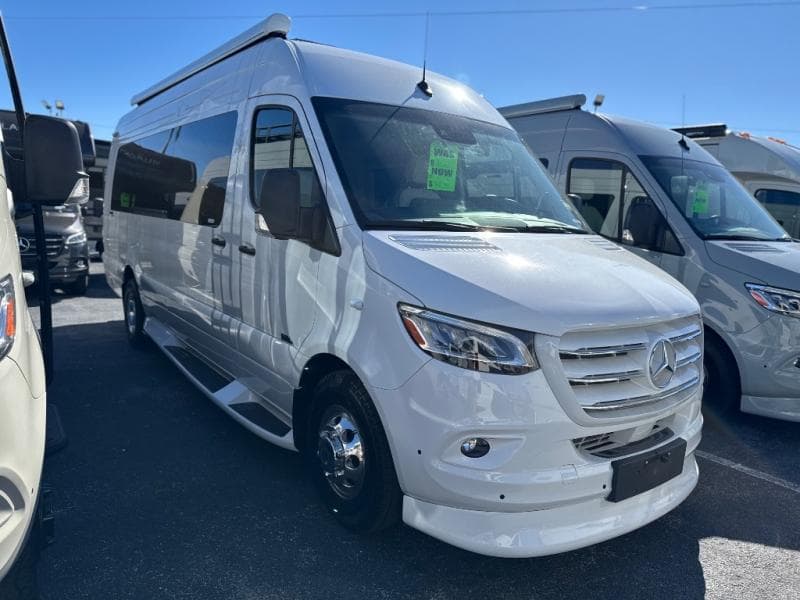 2026 Midwest Automotive Designs Passage MD4