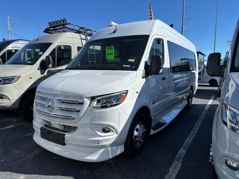 2026 Midwest Automotive Designs 2026 Midwest Automotive Designs Passage - thumbnail 2